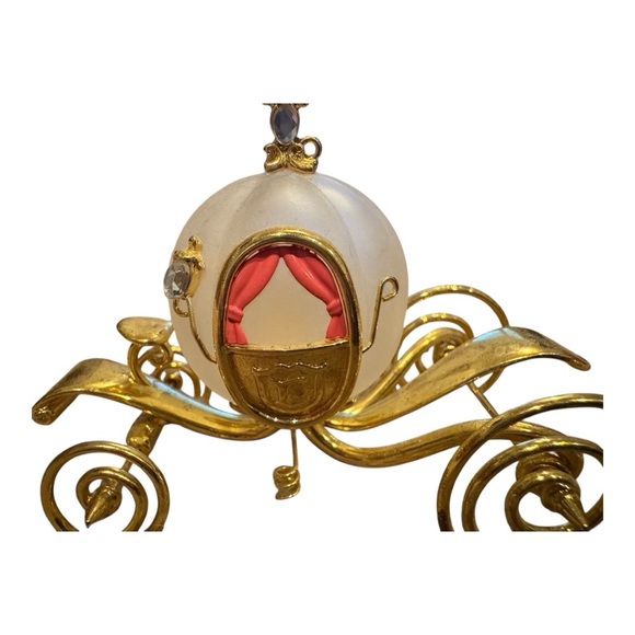 Disney Hallmark Keepsake Ornament 2017 Cinderella’s Carriage Princess - Picture 8 of 9